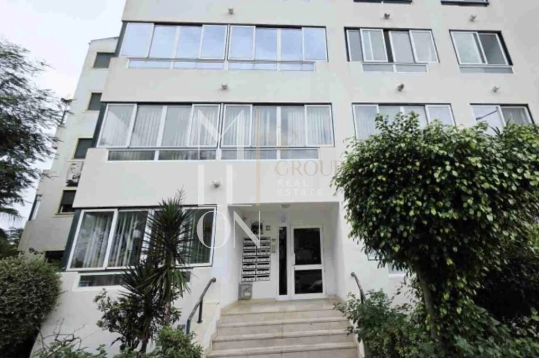 Apartamento T2 para Venda em Albufeira e Olhos de Água Foto 1