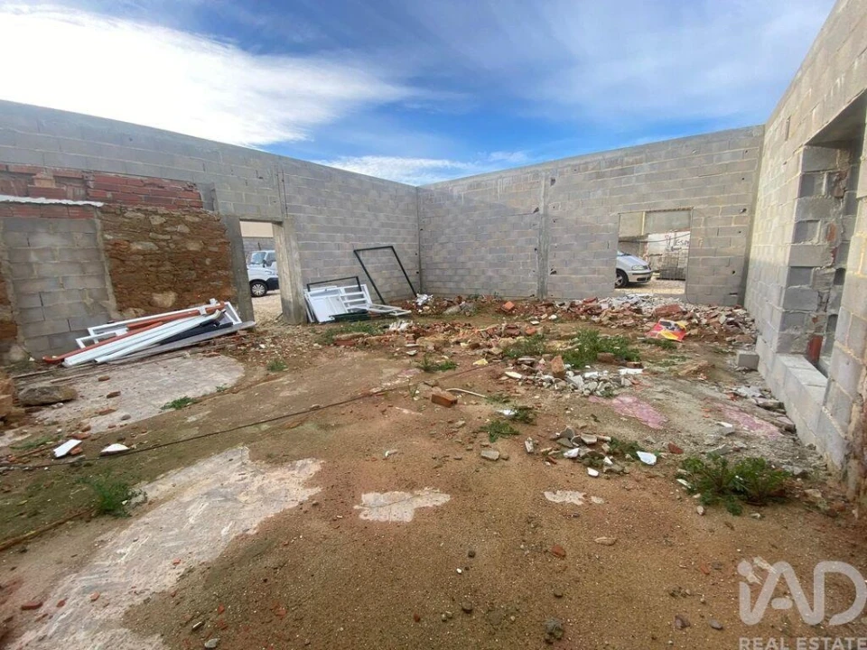 Moradia T3 para Venda em Vermelha Foto 5