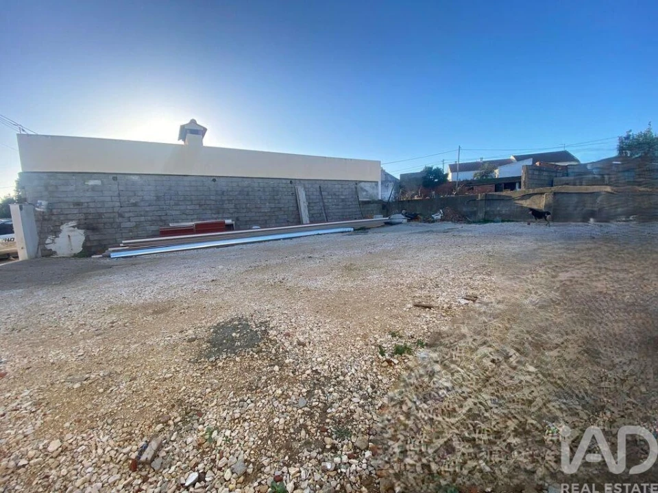 Moradia T3 para Venda em Vermelha Foto 3