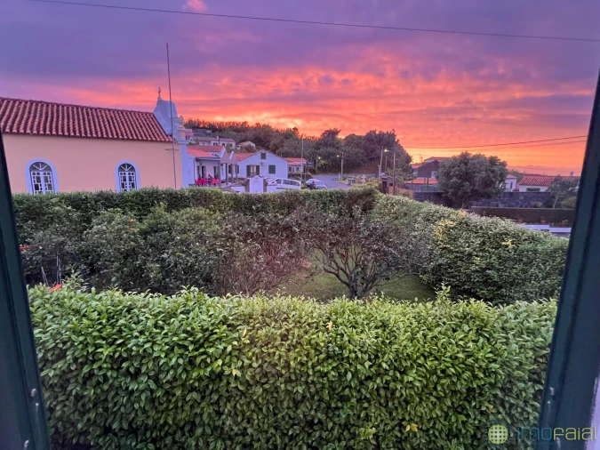 Moradia T4 para Venda em Salão Foto 39