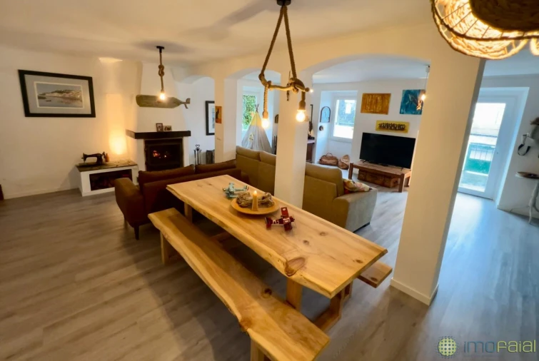 Moradia T4 para Venda em Salão Foto 9