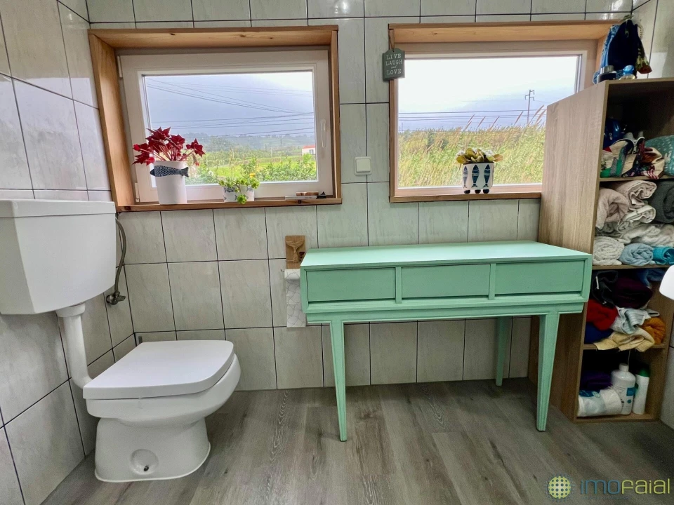 Moradia T4 para Venda em Salão Foto 34