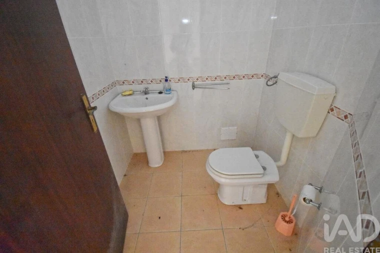 Loja para Venda em São Miguel, Santa Eufémia e Rabaçal Foto 13