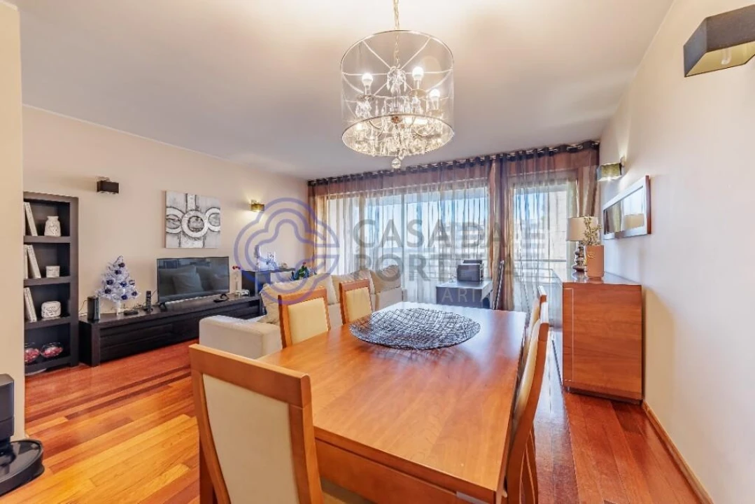 Apartamento T3 para Venda em Moreira Foto 3