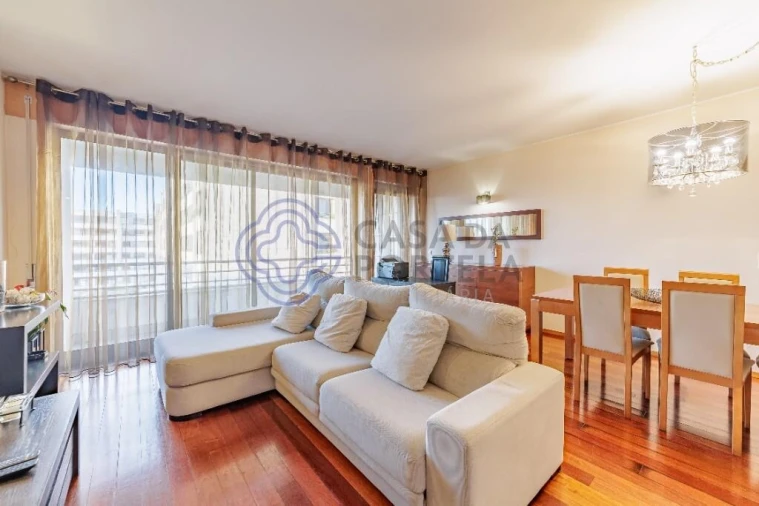 Apartamento T3 para Venda em Moreira Foto 7