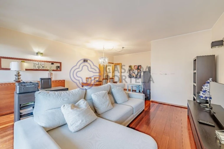 Apartamento T3 para Venda em Moreira Foto 8