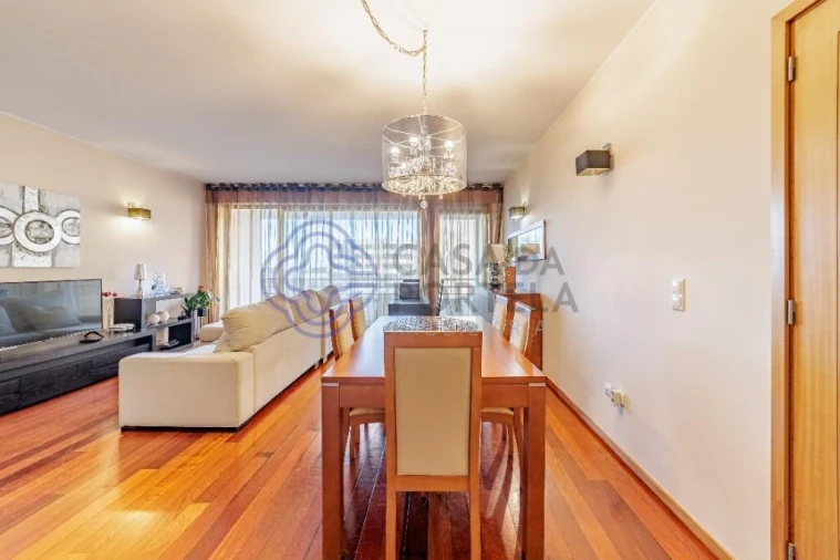 Apartamento T3 para Venda em Moreira Foto 2