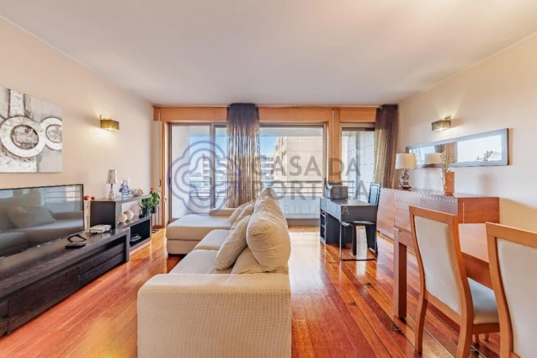 Apartamento T3 para Venda em Moreira Foto 5