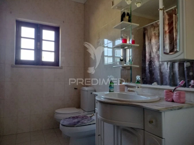 Moradia T5 para Venda em Minde Foto 15