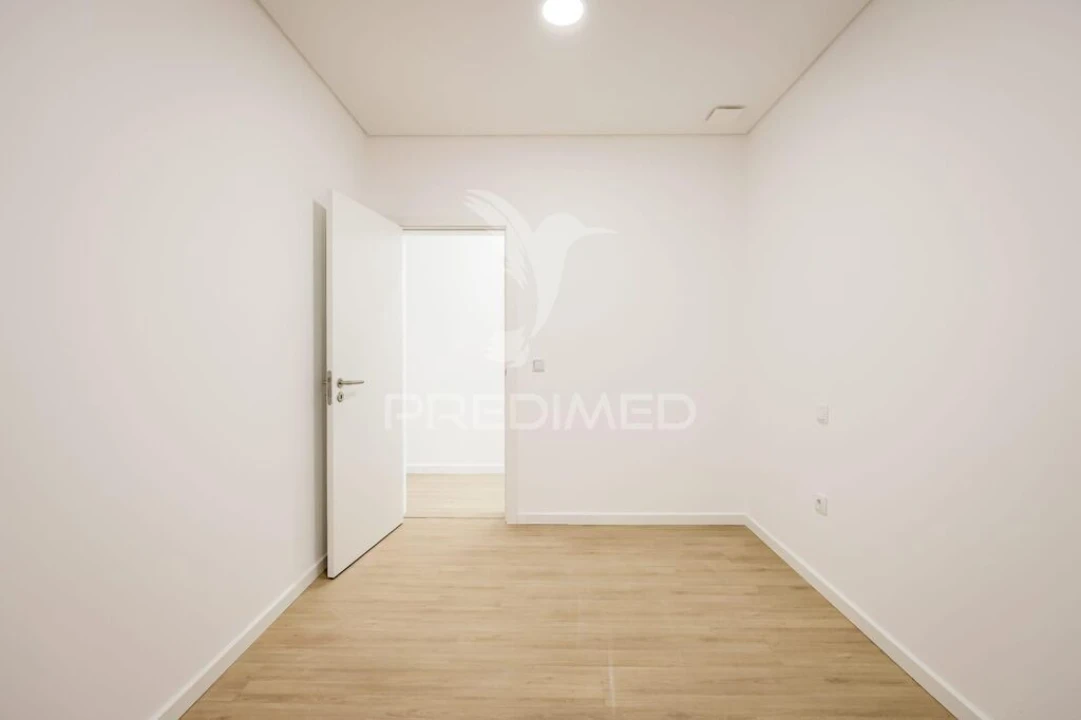 Prédio para Venda em Ílhavo (São Salvador) Foto 4