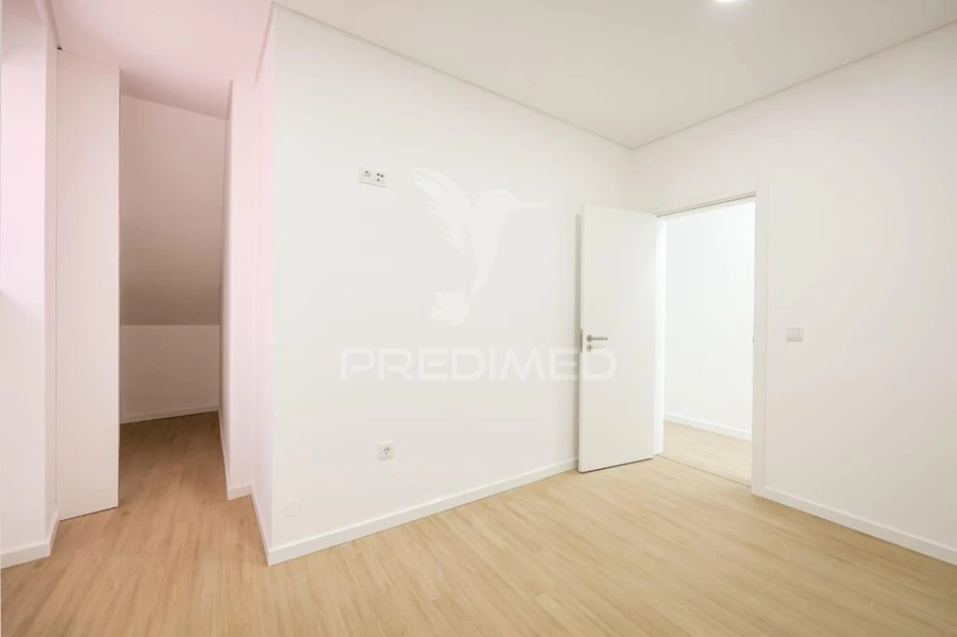 Prédio para Venda em Ílhavo (São Salvador) Foto 5