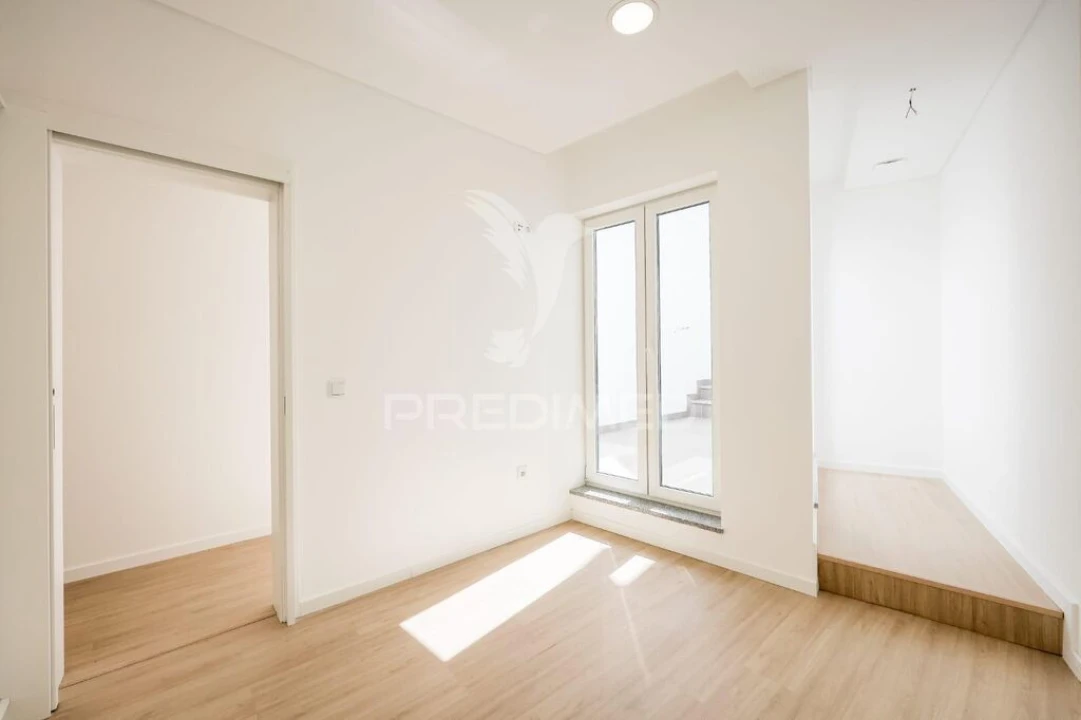 Prédio para Venda em Ílhavo (São Salvador) Foto 11