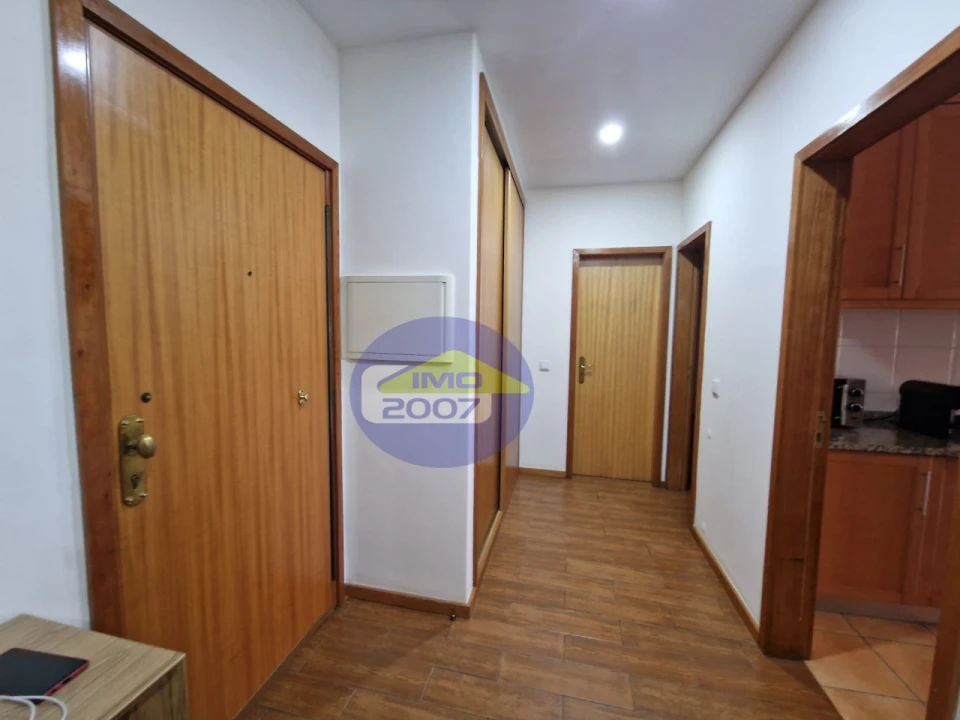 Apartamento T2 para Venda em Grijó e Sermonde Foto 2