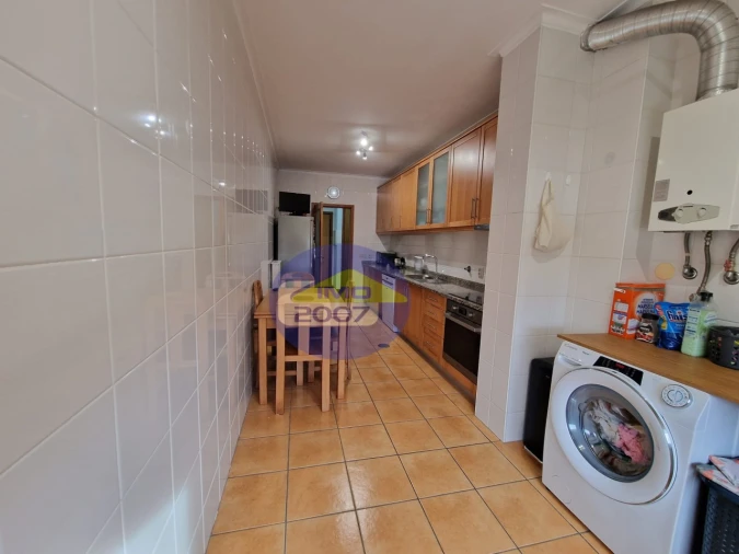 Apartamento T2 para Venda em Grijó e Sermonde Foto 13