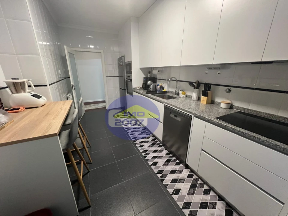 Apartamento T2 para Venda em São João de Ver Foto 8