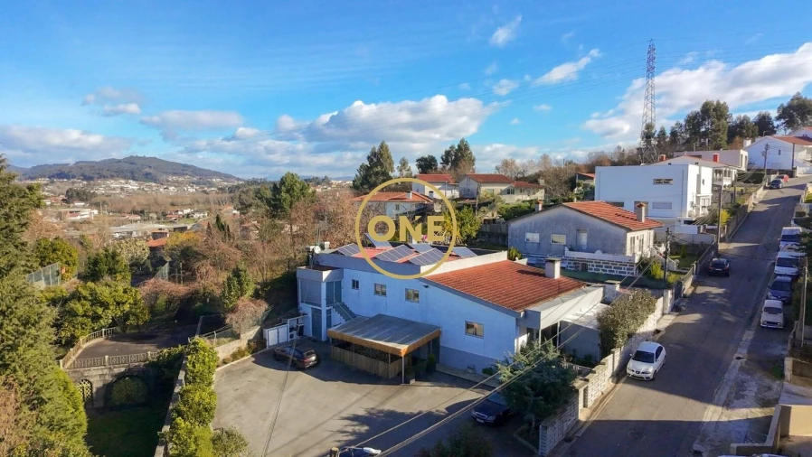 Moradia T4 para Venda em Joane Foto 8