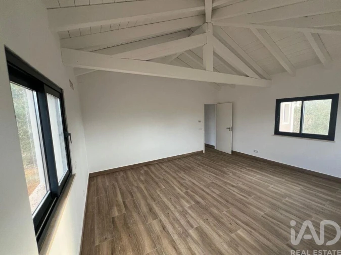 Moradia T3 para Venda em São Bartolomeu de Messines Foto 17