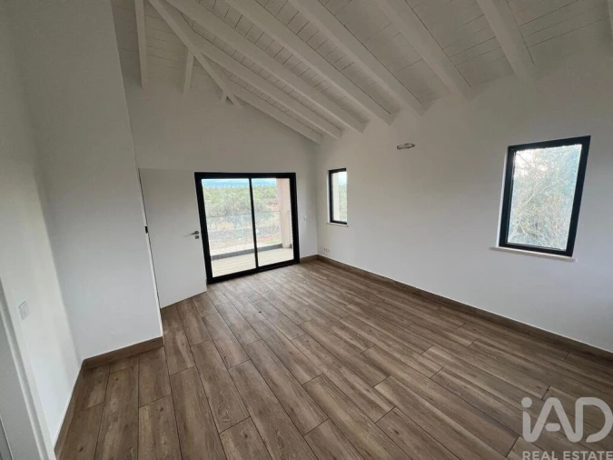 Moradia T3 para Venda em São Bartolomeu de Messines Foto 15