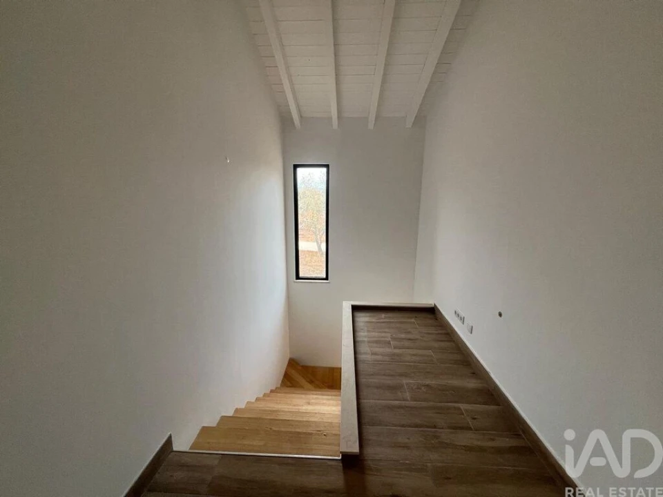 Moradia T3 para Venda em São Bartolomeu de Messines Foto 10