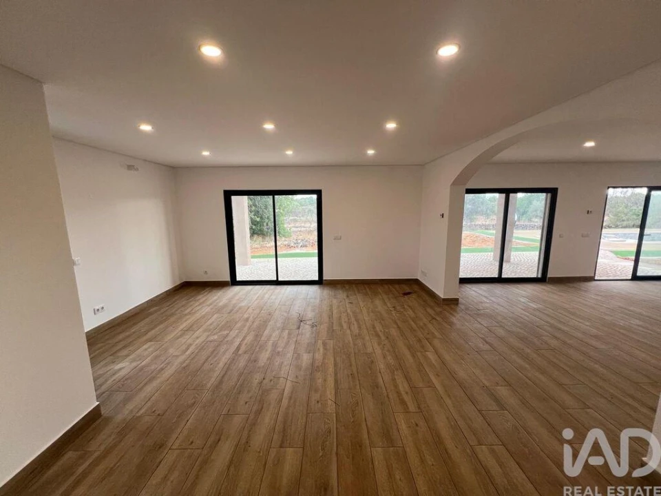 Moradia T3 para Venda em São Bartolomeu de Messines Foto 7