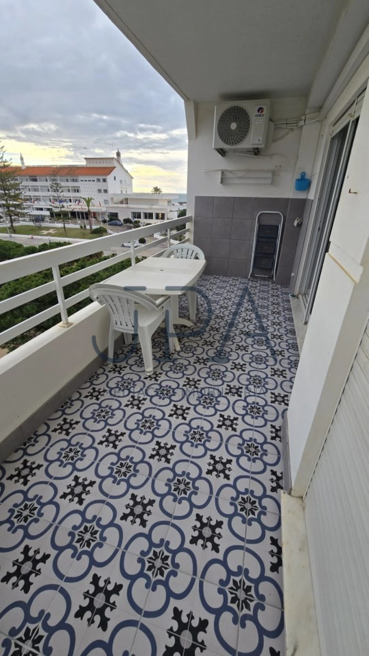 Apartamento T1 para Arrendamento férias em Monte Gordo Foto 1
