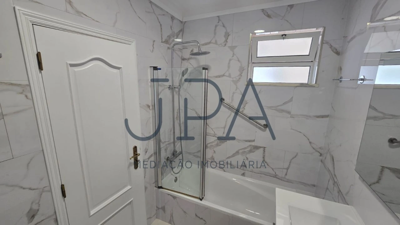 Apartamento T1 para Arrendamento férias em Monte Gordo Foto 6