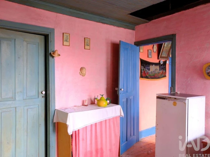 Moradia T4 para Venda em Queirã Foto 3