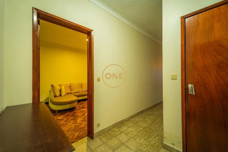 Moradia T4 para Venda em Ponta Delgada (São Pedro) Foto 15