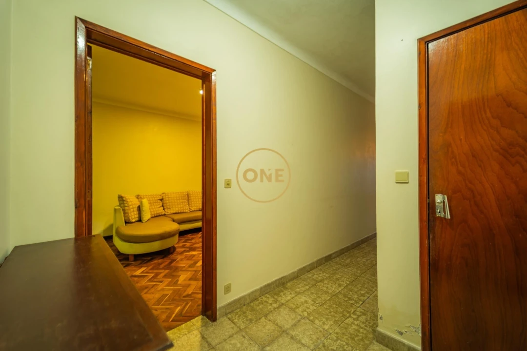 Moradia T4 para Venda em Ponta Delgada (São Pedro) Foto 15