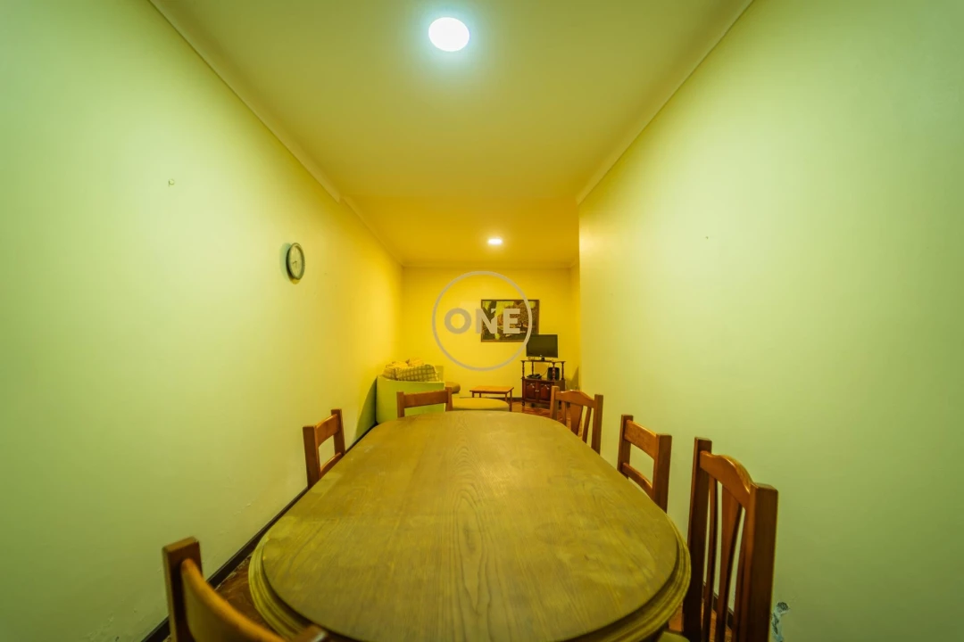 Moradia T4 para Venda em Ponta Delgada (São Pedro) Foto 12