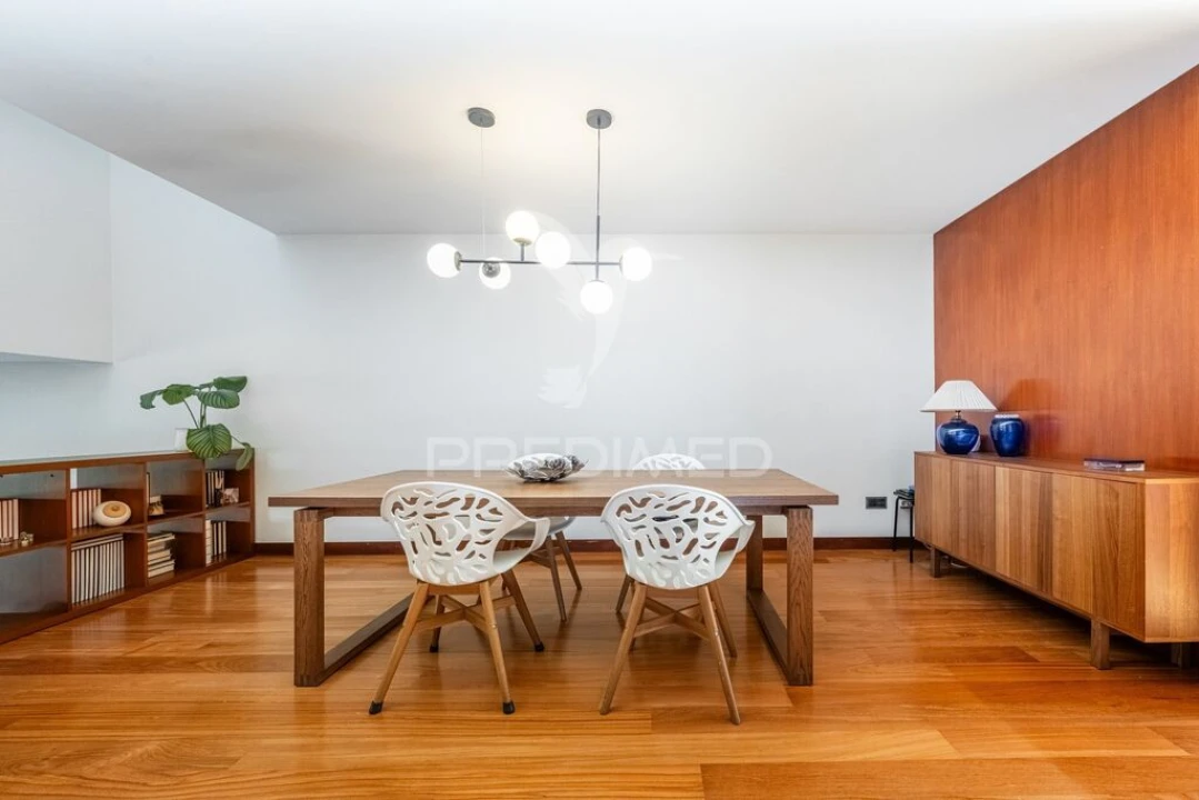 Moradia T3 para Venda em Esmoriz Foto 4