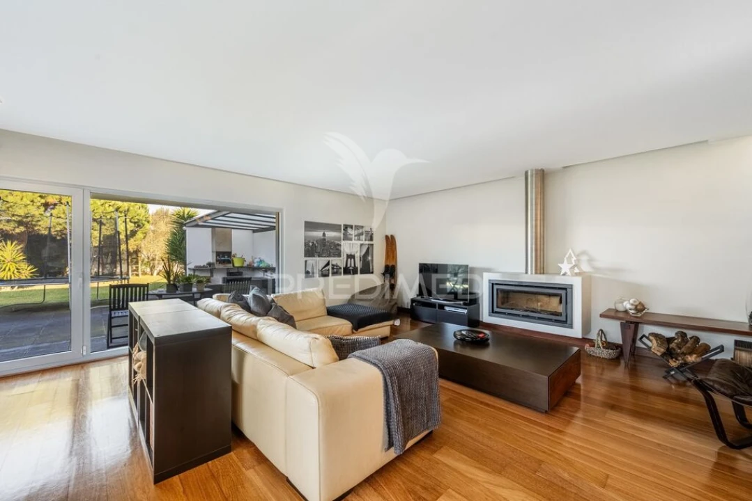 Moradia T3 para Venda em Esmoriz Foto 2