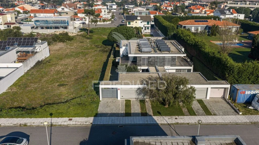 Moradia T3 para Venda em Esmoriz Foto 2