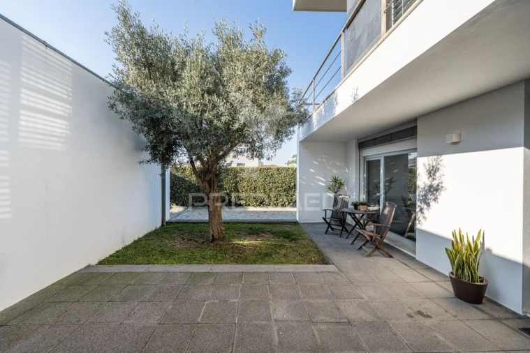 Moradia T3 para Venda em Esmoriz Foto 5