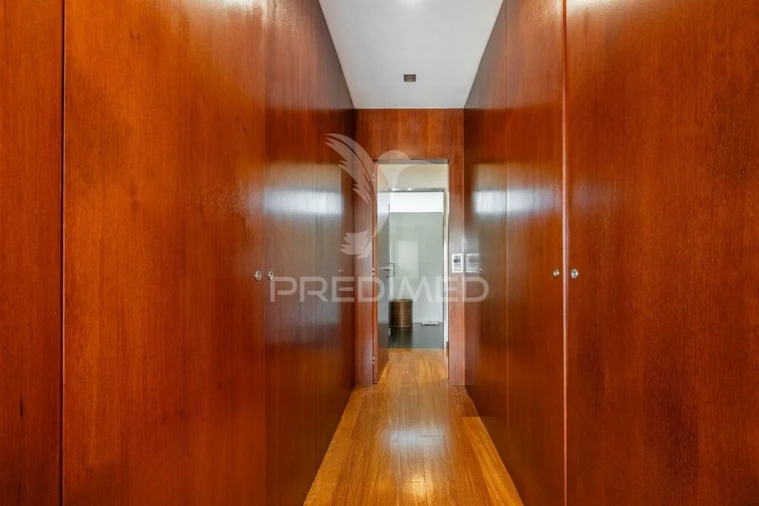 Moradia T3 para Venda em Esmoriz Foto 18