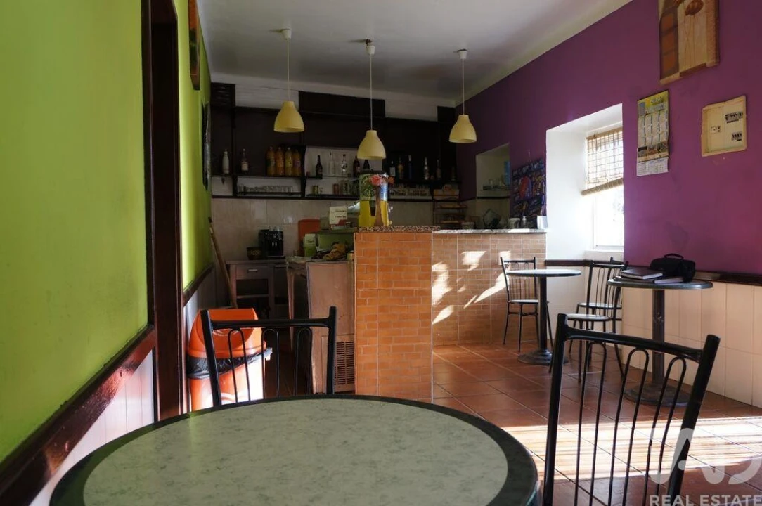 Negócio para Venda em Vale de Santiago Foto 4