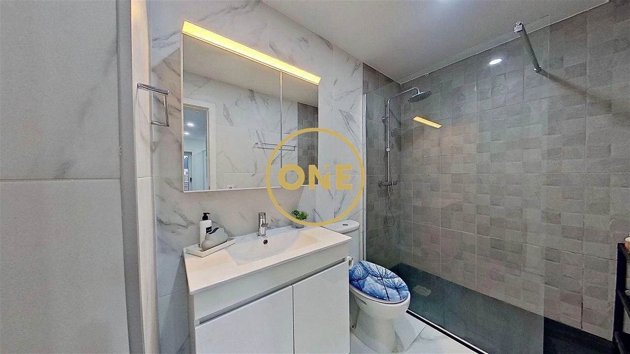 Apartamento T2 para Venda em Antas e Abade de Vermoim Foto 29