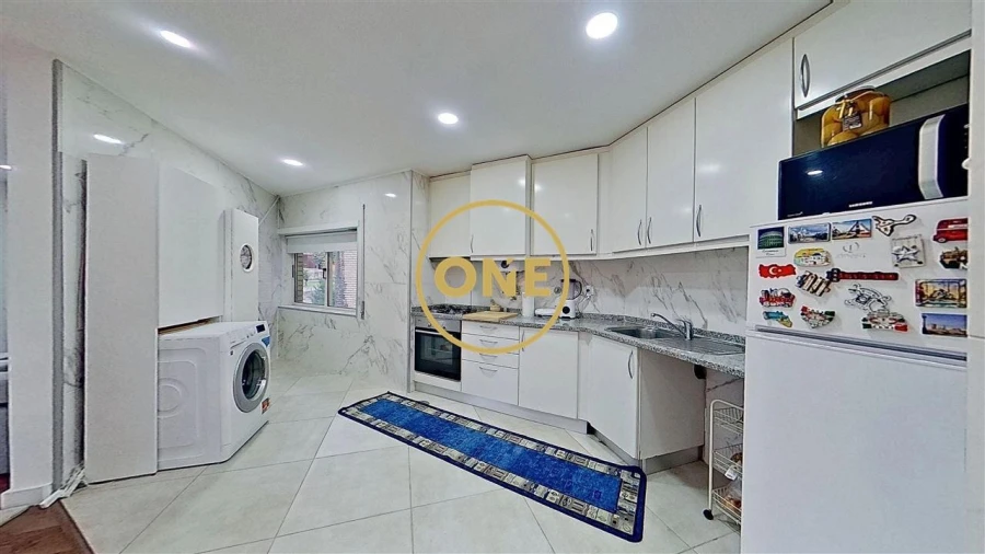 Apartamento T2 para Venda em Antas e Abade de Vermoim Foto 7