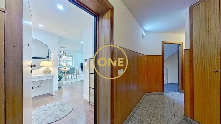 Apartamento T2 para Venda em Antas e Abade de Vermoim Foto 3