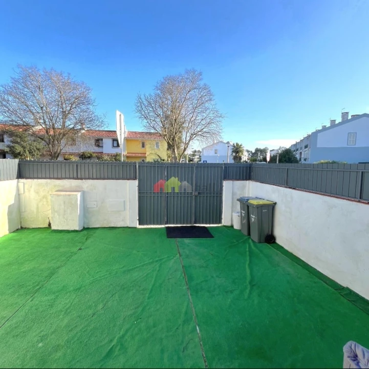 Moradia T3 para Venda em Azeitão (São Lourenço e São Simão) Foto 47