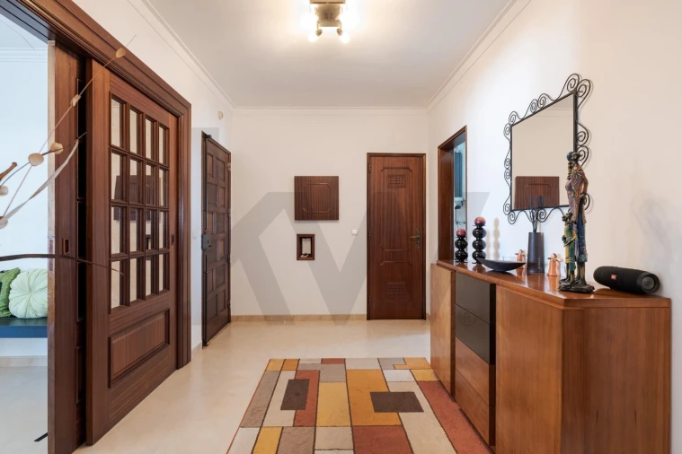 Apartamento T2 para Venda em Barreiro e Lavradio Foto 3