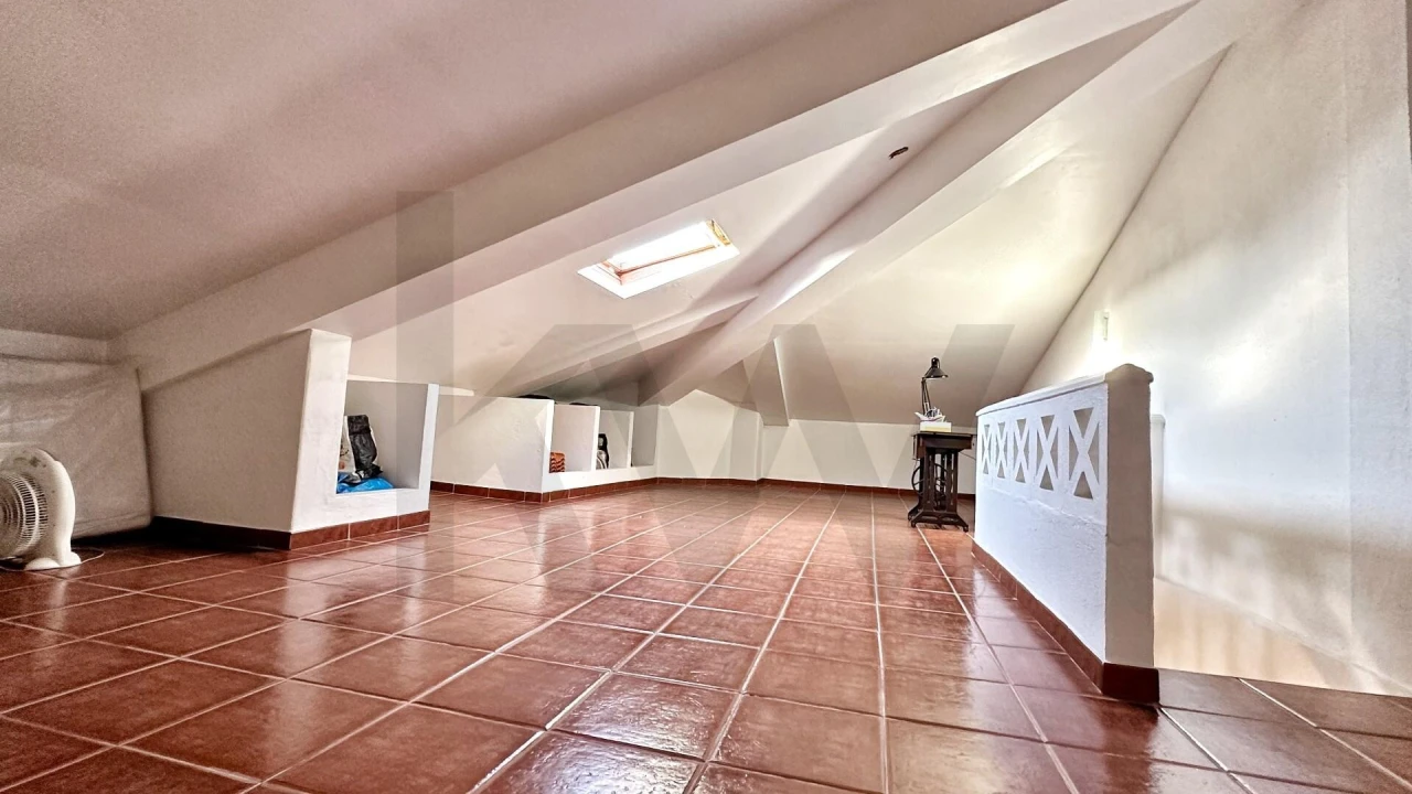 Moradia T4 para Venda em Sesimbra (Castelo) Foto 11