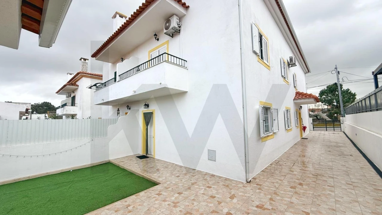 Moradia T4 para Venda em Sesimbra (Castelo) Foto 49