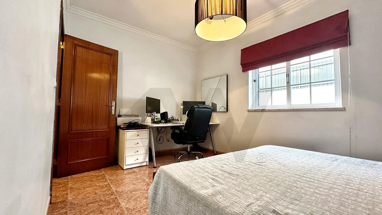 Moradia T4 para Venda em Sesimbra (Castelo) Foto 43