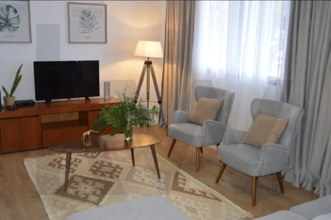 Moradia T4 para Arrendamento em São Gonçalo Foto 3