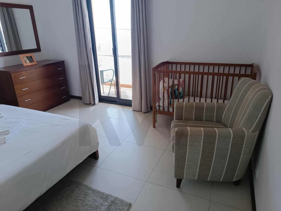 Moradia T4 para Arrendamento em São Gonçalo Foto 10