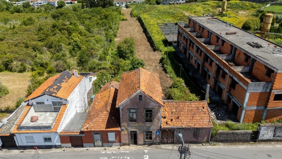 Moradia T3 para Venda em Gulpilhares e Valadares Foto 1