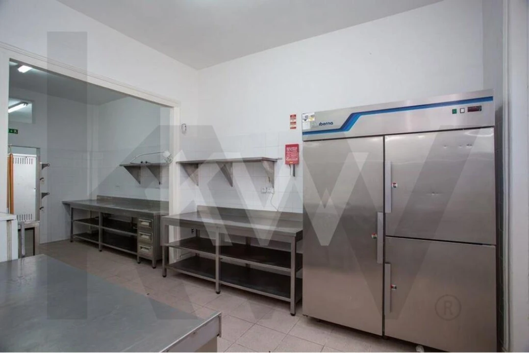 Negócio para Venda em Campo de Ourique Foto 8