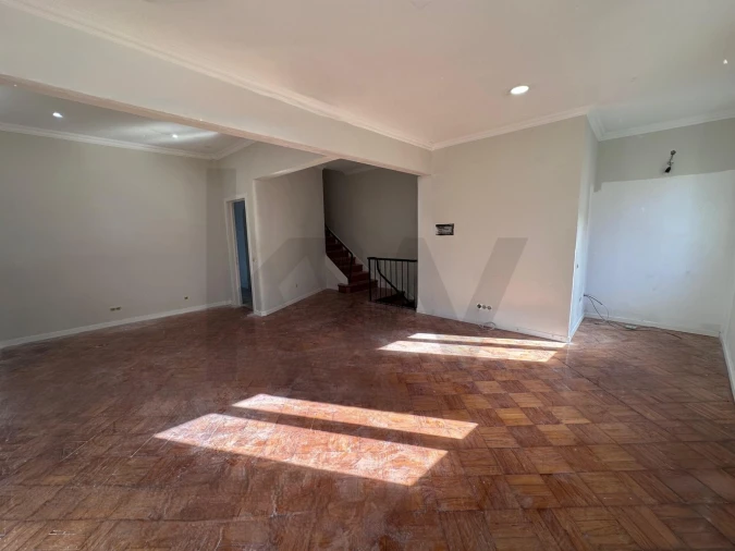 Moradia T3 para Venda em Funchal (Santa Luzia) Foto 5