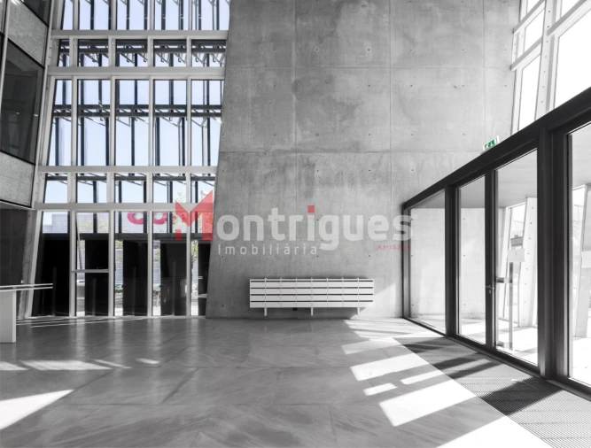 Escritório para Venda em Parque das Nações Foto 2